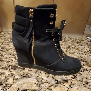 Louis Vuitton  Suede shoes